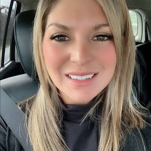 Meet your Posher, Darcy